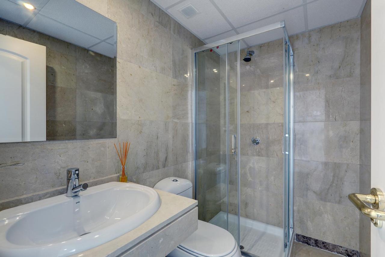 Duquesa Village Apartment - 2 Bed/2 Bath Apartment With Panoramic Sea Views Manilva Exterior foto